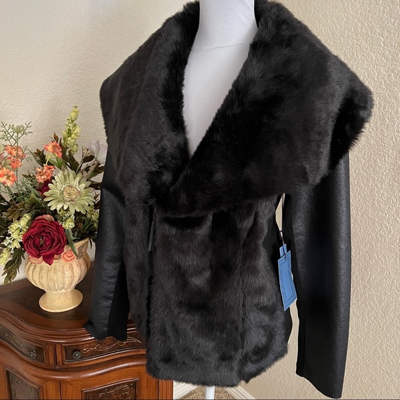 Vera Wang Fur Collar Mixed Media Coat - Picture 3 of 15